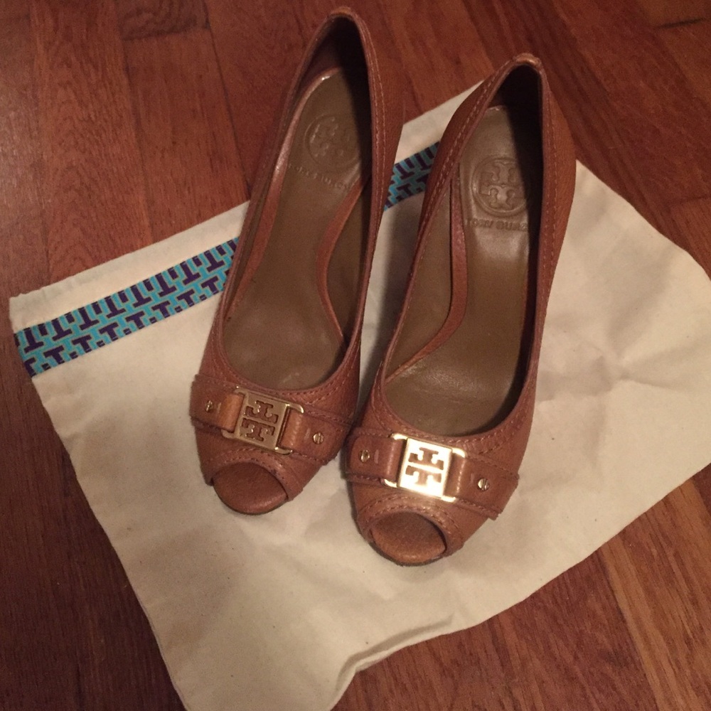 Tory Burch Brown Wedges